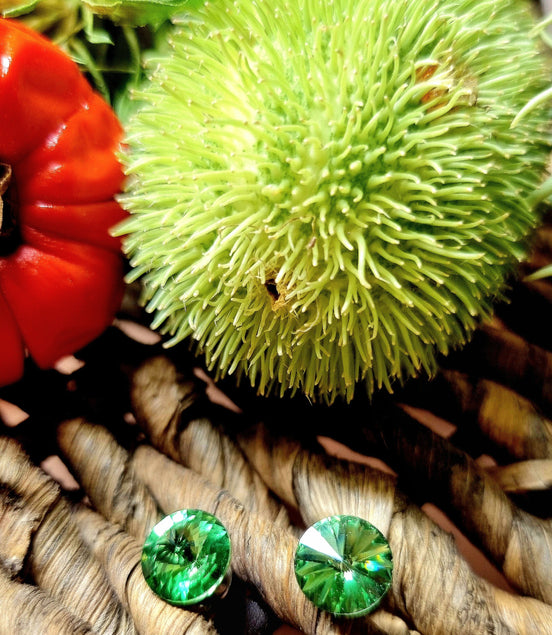 Ohrstecker Edelstahl mit Swarovski® Steinen Hellgrün