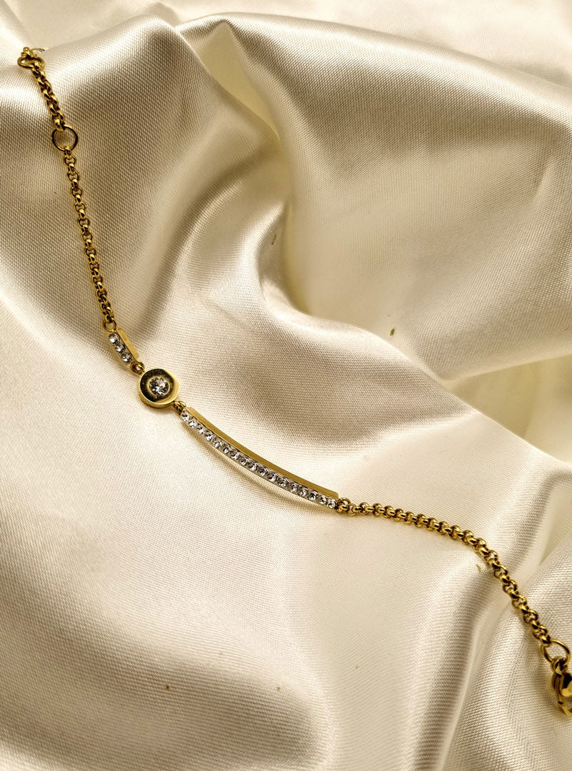 Armkettchen aus vergoldetem Edelstahl mit Swarovski® Kristallen – handgefertigt