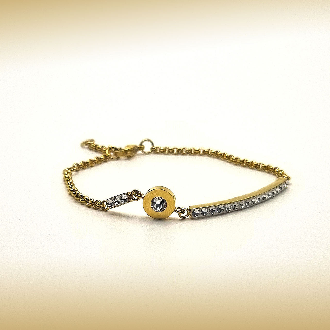 Armkettchen aus vergoldetem Edelstahl mit Swarovski® Kristallen – handgefertigt