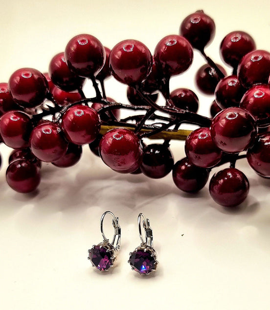 Earrings with faceted crystal in amethyst violet - stainless steel