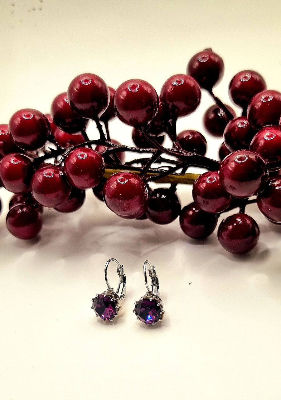 Earrings with faceted crystal in amethyst violet - stainless steel