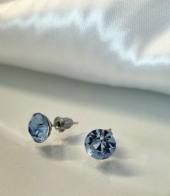 Ohrringe mit blauem Swarovski Stein – Edelstahl Ohrstecker