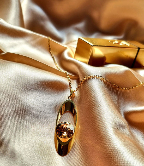 Halskette vergoldet mit Swarovski® Kristall – Golden Shadow -handgefertigt