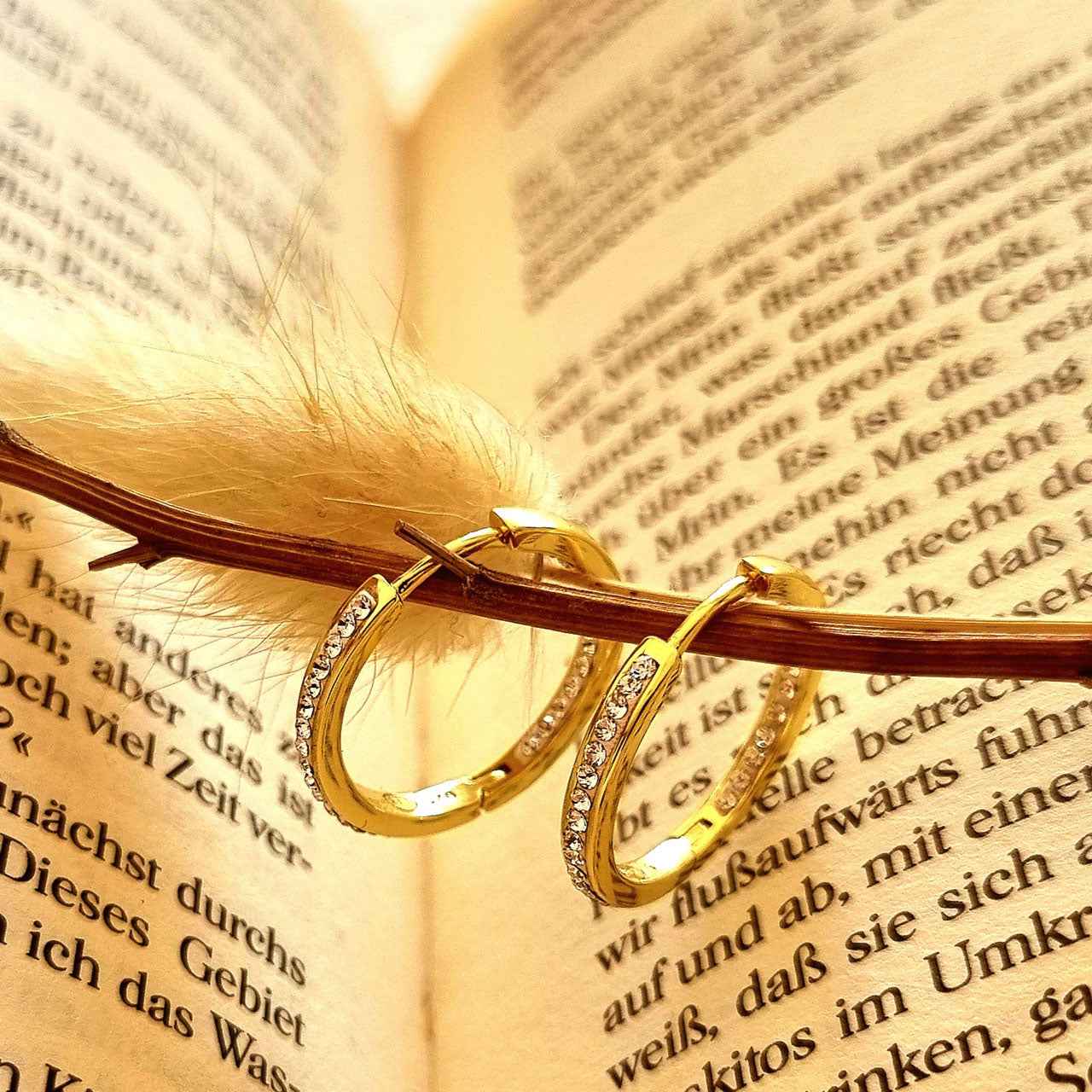 Ohrringe Creolen vergoldet  Silber 925 mit Swarovski Kristallen in in Golden Shadow - handgefertigt