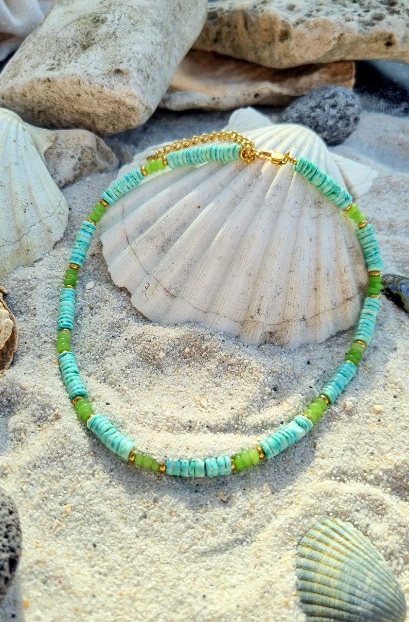 Halskette Türkis  mit Grüntönen – Natursteine & Muscheln Boho