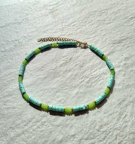 Halskette Türkis  mit Grüntönen – Natursteine & Muscheln Boho