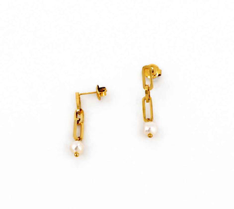 Hängende Ohrstecker Goldfarben – mit Süßwasserperle
