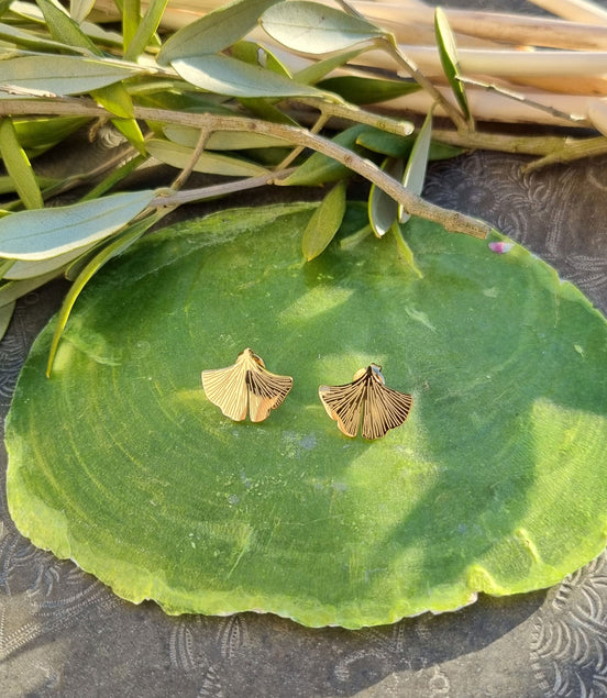 Boucles d'oreilles Ginkgo couleur or – Puces d'oreilles délicates en acier inoxydable