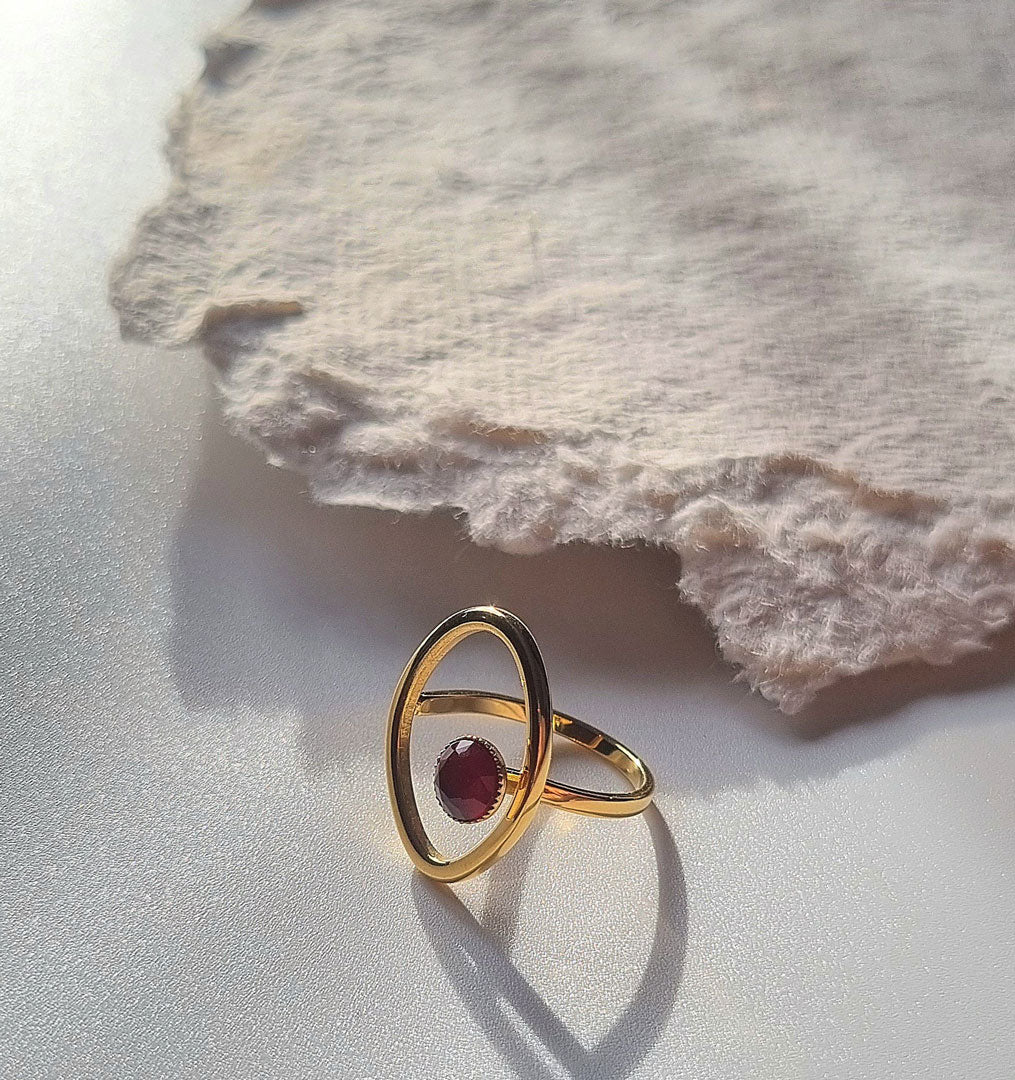 Ring, goldfarben  Karneolstein rot – Edelstahl, größenverstellbar