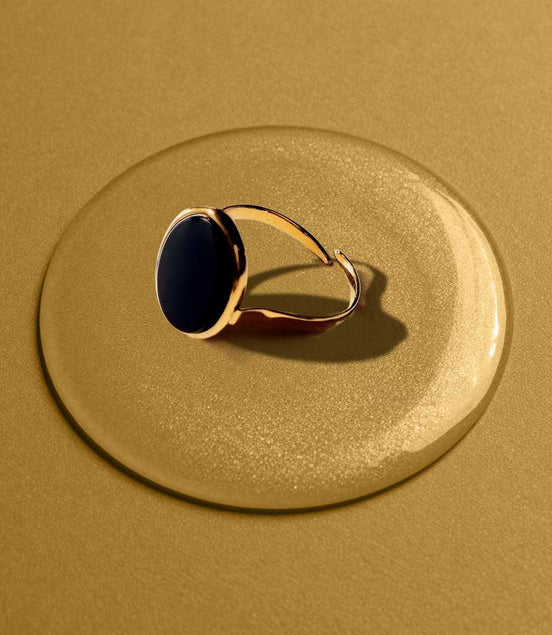 Ring, goldfarben oval Naturstein Onyx schwarz – Edelstahl, größenverstellbar